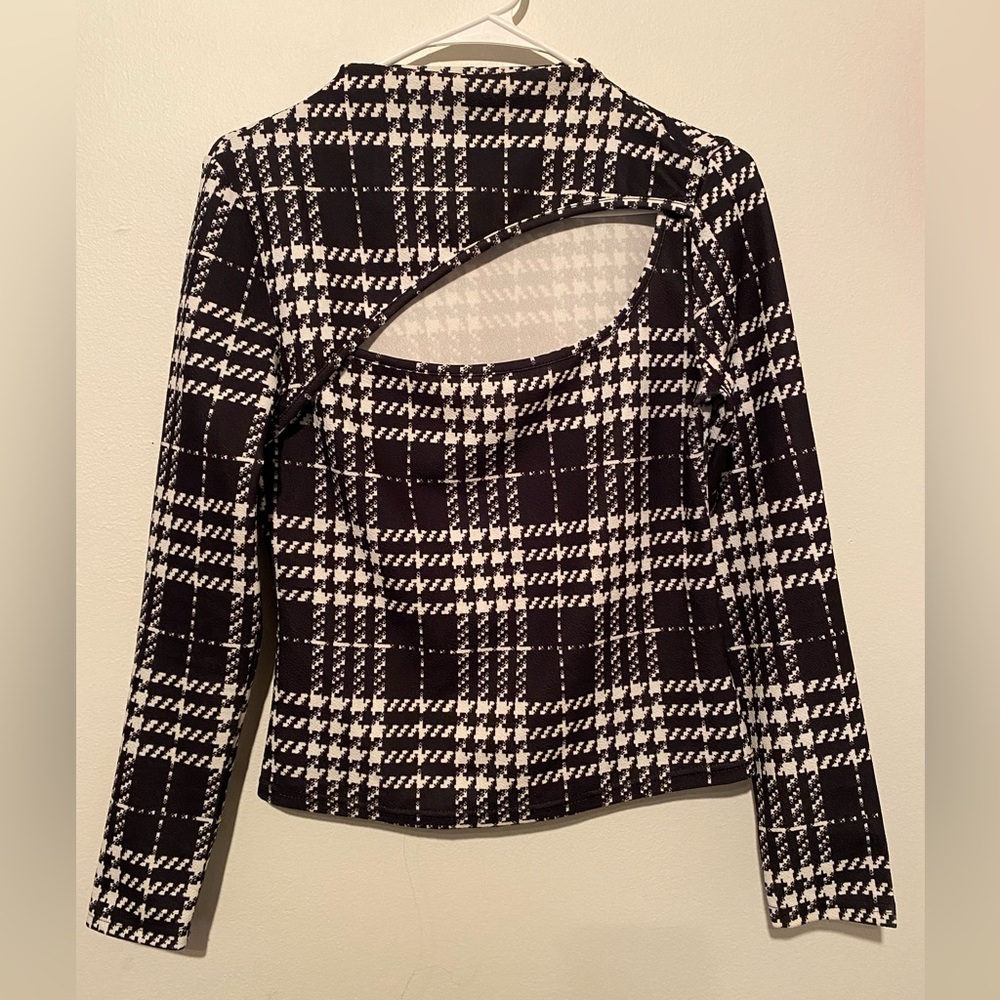 plaid cut out long sleeve top